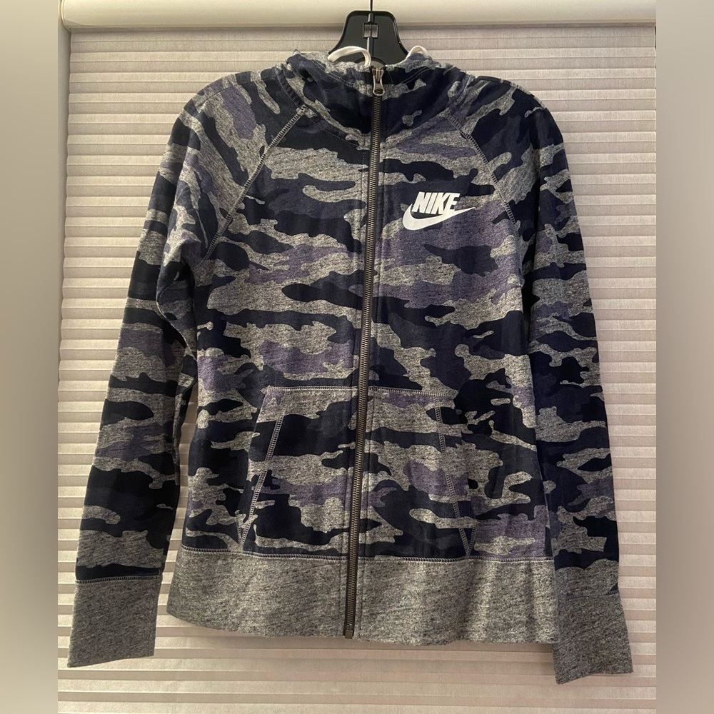Nike hoodie, blue and gray camo, lightweight, womens XS, EUC